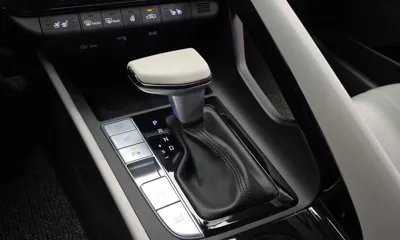 Hyundai Avante 2023, 37984 км, за 17133.56 USD - фото 9