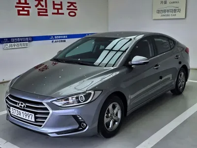 Hyundai Avante · 2016 год