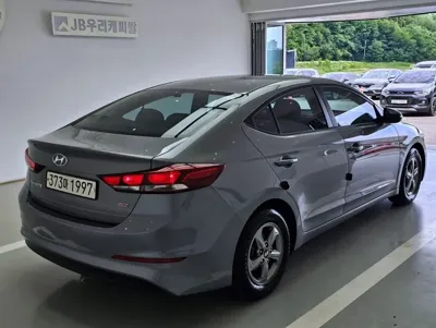 Hyundai Avante 2016, 46047 км, за 6039.12 USD