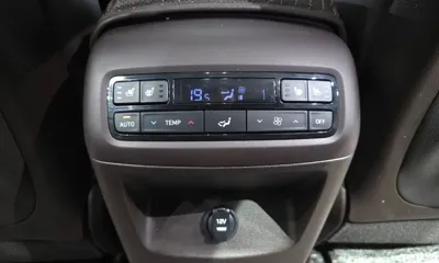 Hyundai Palisade 2023, 55096 км, за 21677.4 USD - фото 30