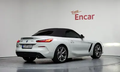 BMW Z4 2022, 40316 км, за 27562.88 USD - фото 37