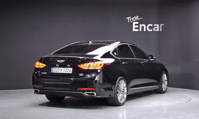 Hyundai Genesis 2015, 148375 км, за 6892.48 USD