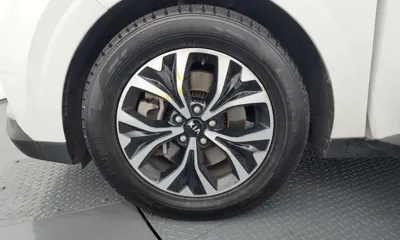 Kia Canival 2021, 218461 км, за 12096.78 USD