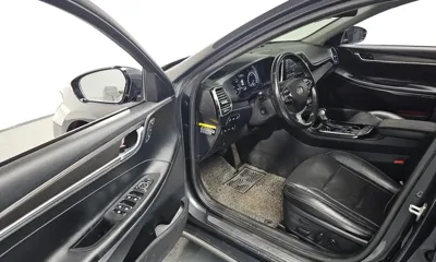 Hyundai Grandeur 2019, 134974 км, за 8589.36 USD - фото 11
