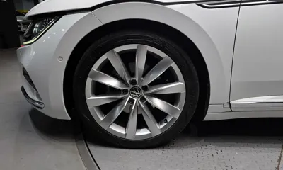 Volkswagen Arteon 2022, 55637 км, за 17152.3 USD