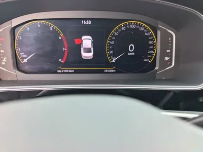 Volkswagen Passat 2023, 55500 км, за 16627.11 USD