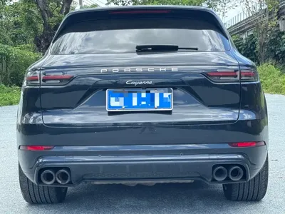 Porsche Cayenne 2019, 140000 км, за 43724.51 USD