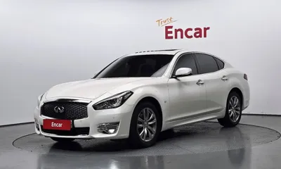 Infiniti Q70 · 2019 год