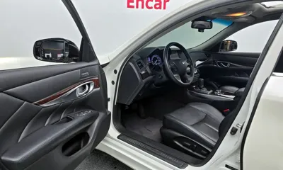 Infiniti Q70 2019, 78328 км, за 7144.25 USD - фото 10