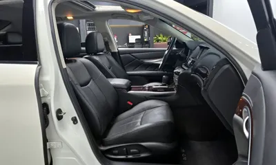 Infiniti Q70 2019, 78328 км, за 7144.25 USD - фото 11
