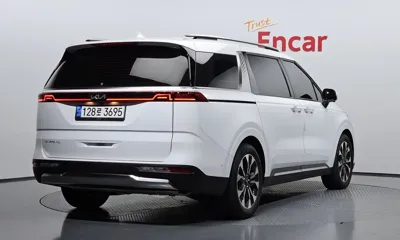 Kia Canival 2023, 24873 км, за 22474.9 USD