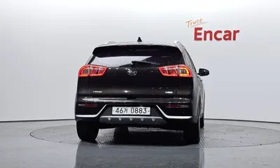 Kia Niro 2017, 160083 км, за 7410.59 USD