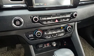 Kia Niro 2017, 160083 км, за 7410.59 USD - фото 15