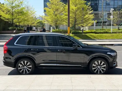Volvo XC90 2023, 90000 км, за 40283.65 USD - фото 12