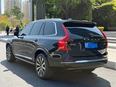 Volvo XC90 2023, 90000 км, за 40283.65 USD - фото 16