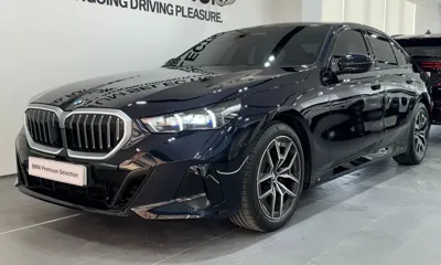 BMW 5-Series · 2024 год