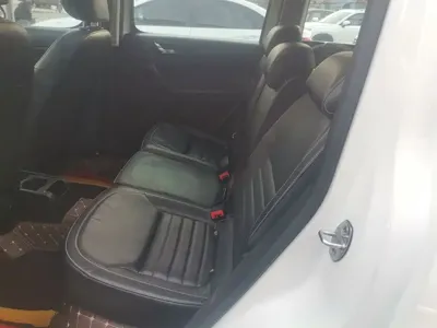 Skoda Yeti 2017, 89600 км, за 6018.13 USD - фото 14