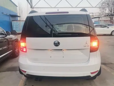 Skoda Yeti 2017, 89600 км, за 6018.13 USD - фото 22