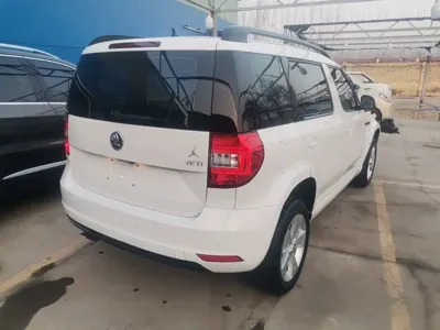 Skoda Yeti 2017, 89600 км, за 6018.13 USD - фото 23