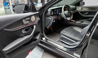 Mercedes-Benz E-Class 2021, 28374 км, за 41569.12 USD - фото 10