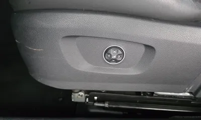 Hyundai Equus 2014, 89845 км, за 6098.2 USD - фото 31