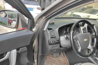 Chevrolet Captiva 2015, 137000 км, за 3592 USD - фото 16
