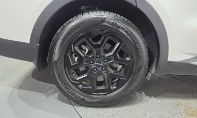 Kia Sorento 2024, 51307 км, за 24039.1 USD