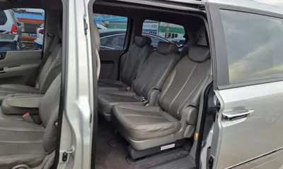 Kia Canival 2013, 261000 км, за 2511.9 USD