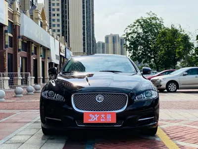 Jaguar XJ 2015, 120000 км, за 9608.41 USD