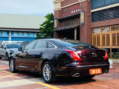 Jaguar XJ 2015, 120000 км, за 9608.41 USD - фото 6