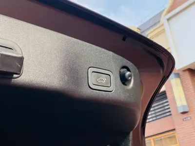 Jaguar XJ 2015, 120000 км, за 9608.41 USD - фото 23