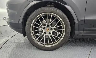 Porsche Cayenne 2023, 38650 км, за 71878.69 USD