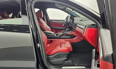 Porsche Cayenne 2023, 38650 км, за 71878.69 USD - фото 11