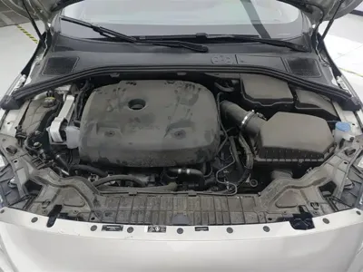 Volvo S60 2019, 69200 км, за 9240.55 USD - фото 10