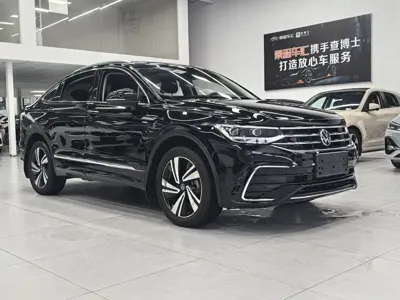 Volkswagen Tiguan X 2021, 55000 км, за 12674.33 USD