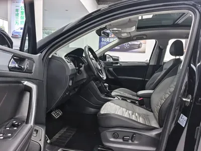 Volkswagen Tiguan X 2021, 55000 км, за 12674.33 USD