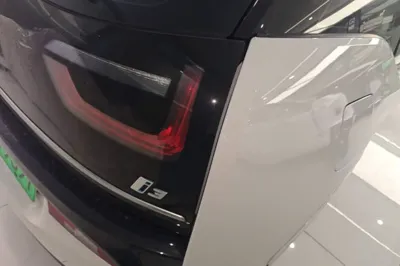 BMW i3 2019, 65400 км, за 13949 USD - фото 9