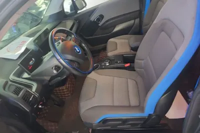 BMW i3 2019, 65400 км, за 13949 USD - фото 17