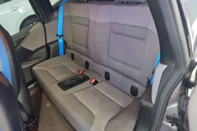 BMW i3 2019, 65400 км, за 13949 USD - фото 20