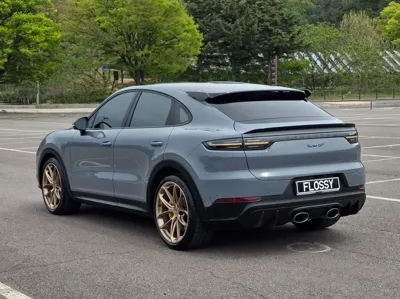 Porsche Cayenne 2022, 59500 км, за 86648.29 USD