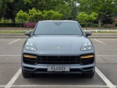 Porsche Cayenne 2022, 59500 км, за 86648.29 USD