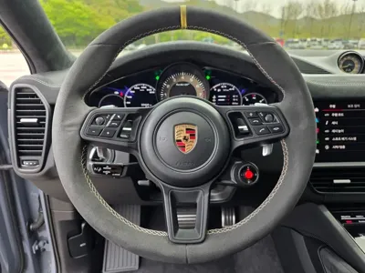 Porsche Cayenne 2022, 59500 км, за 85954.25 USD - фото 11