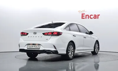 Hyundai Sonata 2019, 92717 км, за 7135.78 USD