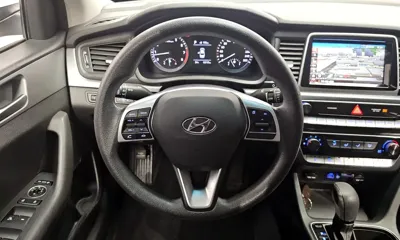 Hyundai Sonata 2019, 92717 км, за 7135.78 USD - фото 13