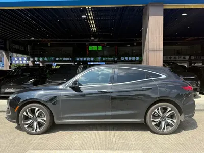 Seres Seres SF5 2021, 80000 км, за 9607.96 USD