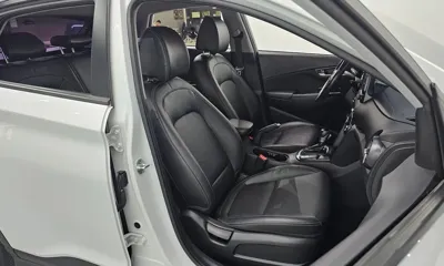 Hyundai Kona 2018, 119351 км, за 8919.72 USD - фото 11