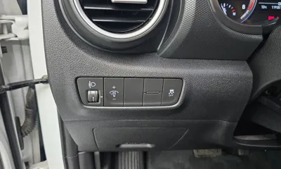 Hyundai Kona 2018, 119351 км, за 8919.72 USD - фото 19