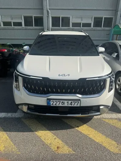 Kia Canival · 2025 год