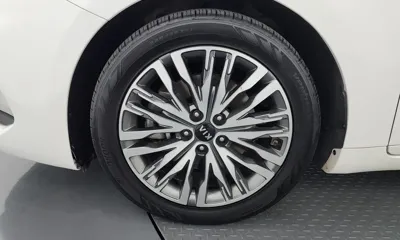 Kia K7 2020, 54065 км, за 12365.69 USD