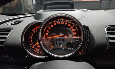 MINI Clubman 2019, 114413 км, за 8867.57 USD - фото 8